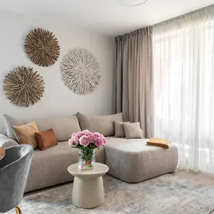  Apartament Scala 60k Center With Parking By Lion